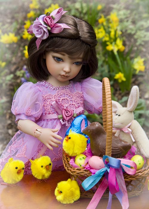 Byuri and Her Basket 